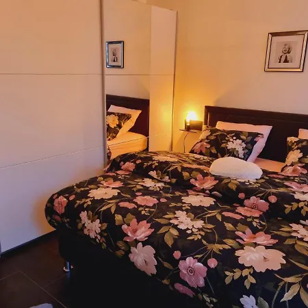 La De Lati Apartment *